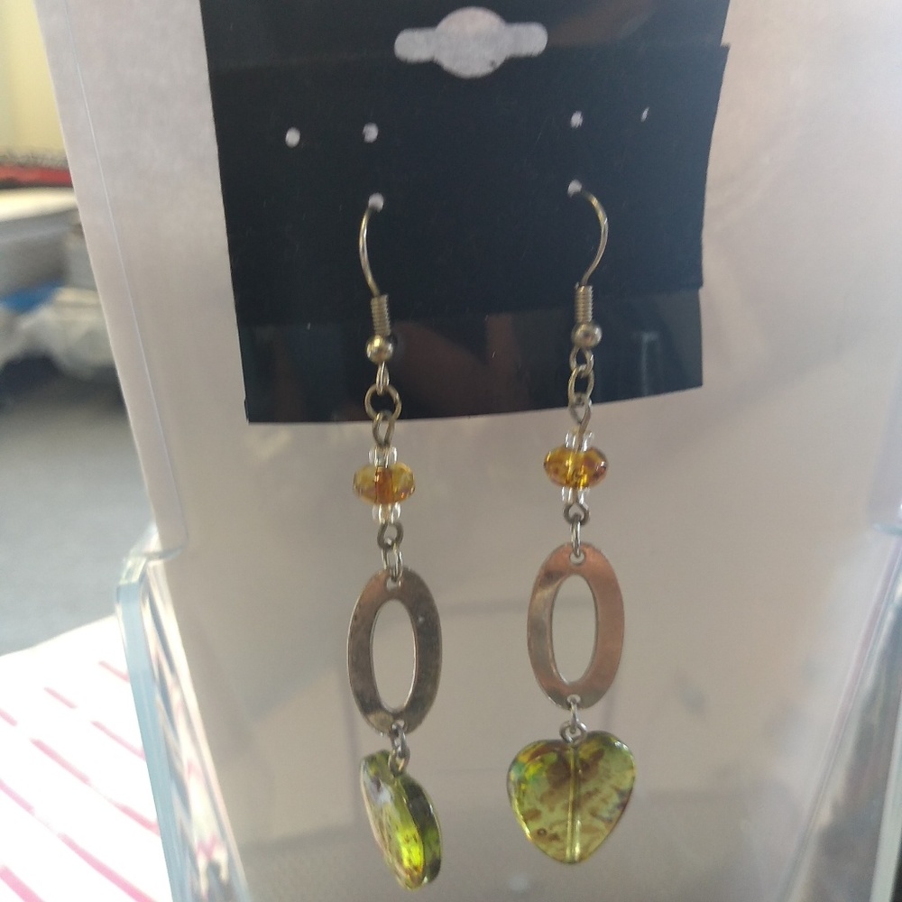 Jewelry - Picture 2 of 8